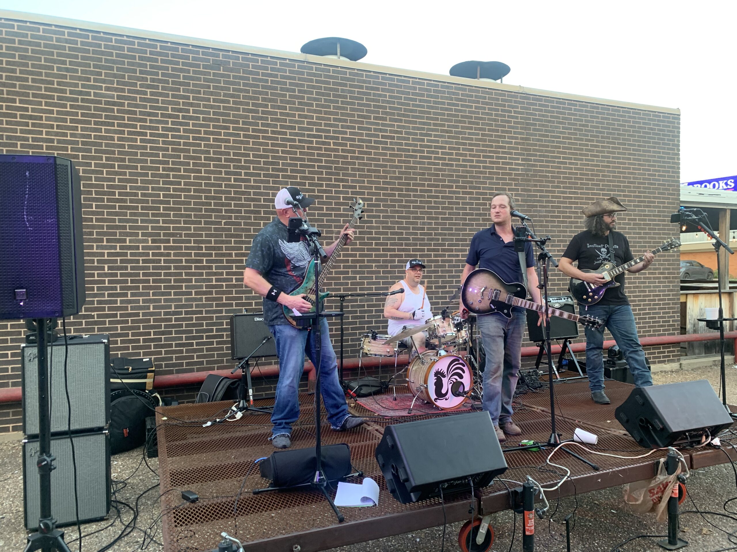 <h1 class="tribe-events-single-event-title">The Chicken Brothers @ Coyotes Bar & Grill (Shreveport, La)</h1>
